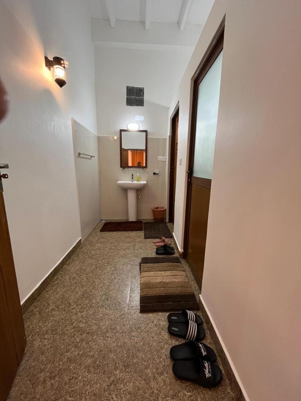 Hotel Gala Addara Dambulla Exteriör bild